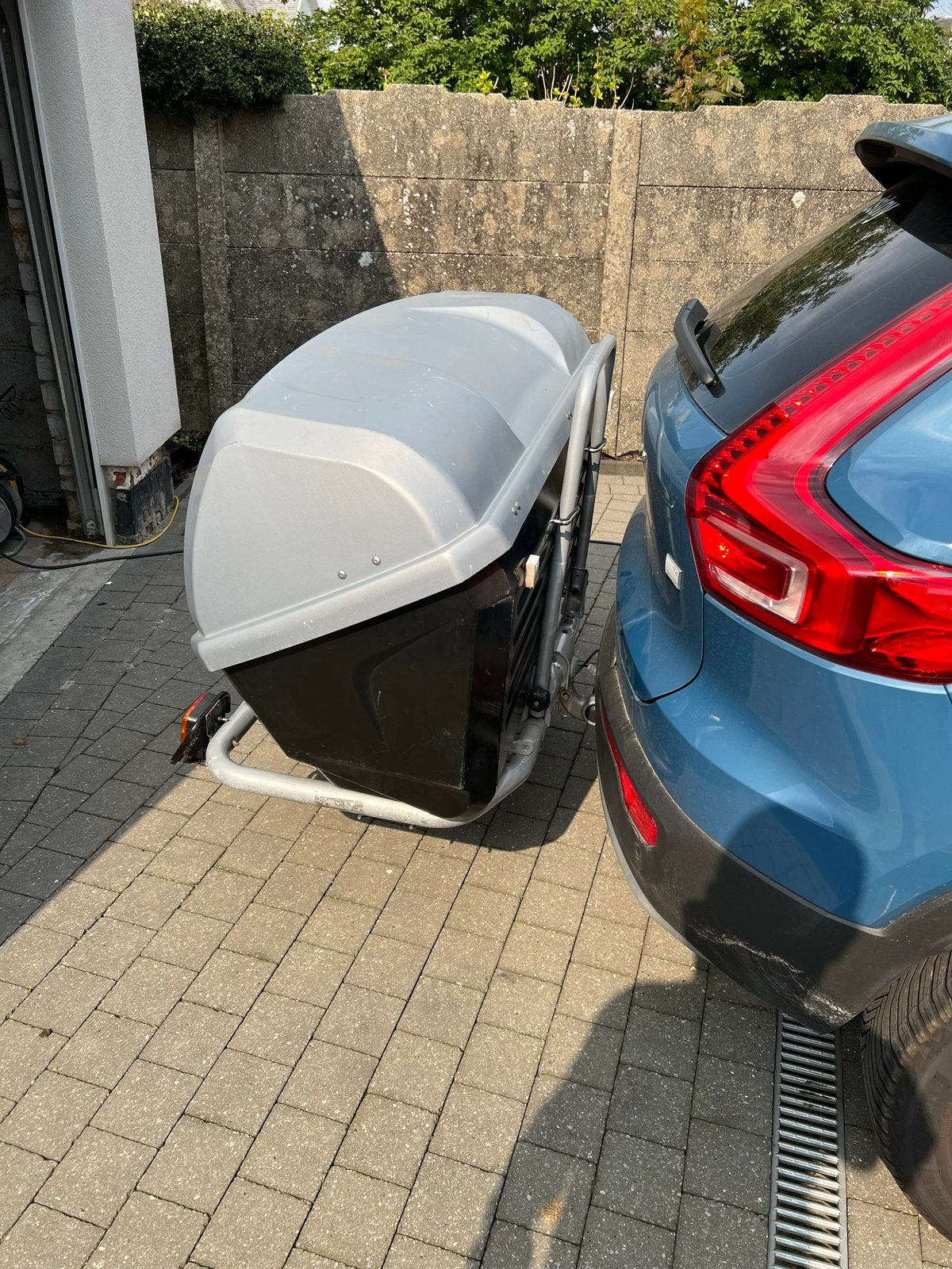 Valise d'attelage Thule, Autos : Divers, Coffres de toit, Enlèvement, Comme neuf