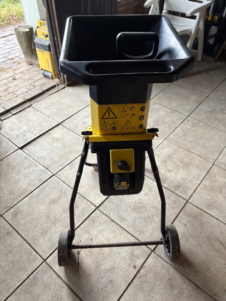 Hakselaar 220v, Enlèvement, Utilisé, Électrique