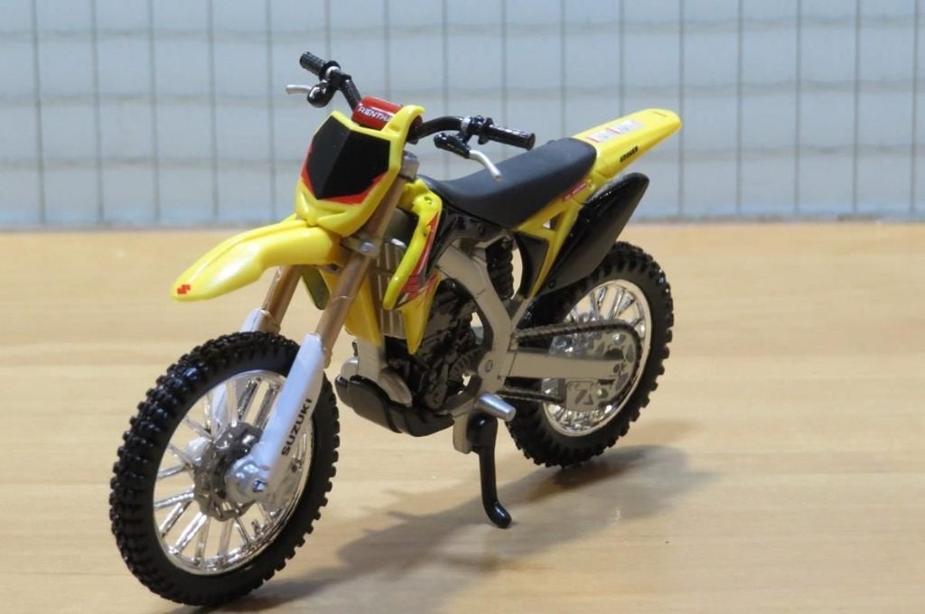 Suzuki RM-Z450 1:18, Ophalen of Verzenden, Nieuw, Motor, Burago