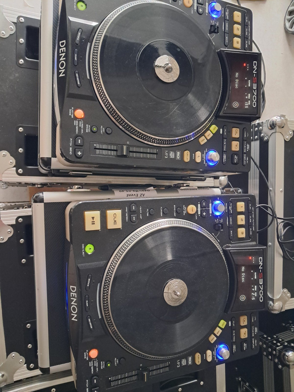 2x Denon DNS3700 avec valises de transport + Desksaver, Enlèvement, Utilisé, Platine, Denon