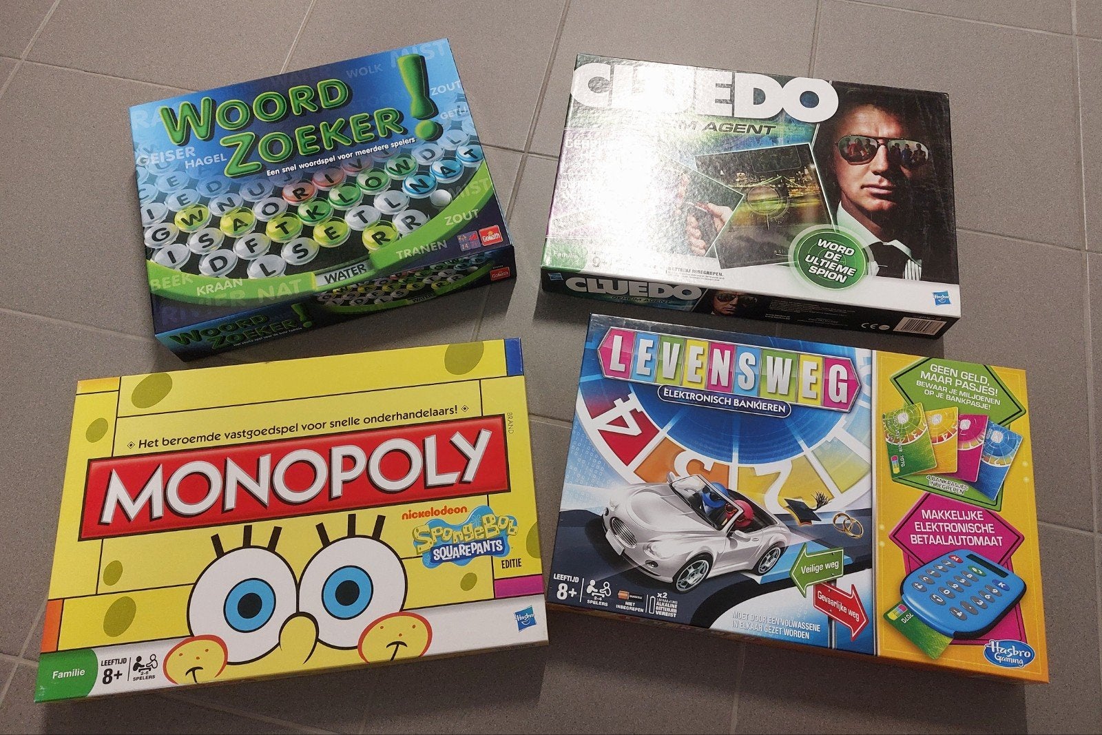 Allerlei spelletjes, Hobby en Vrije tijd, Gezelschapsspellen | Bordspellen, Ophalen of Verzenden