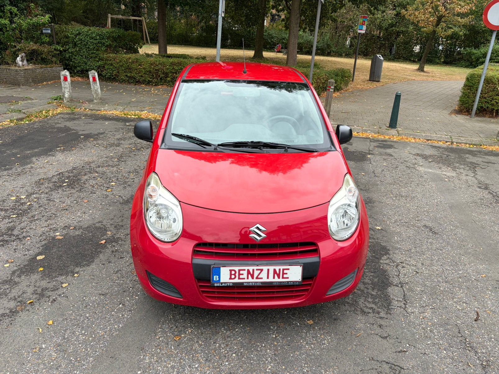 Suzuki Alto 1.0 benz 26850km 2015 garantie, Autos, Rouge, Achat, 50 kW, Entreprise