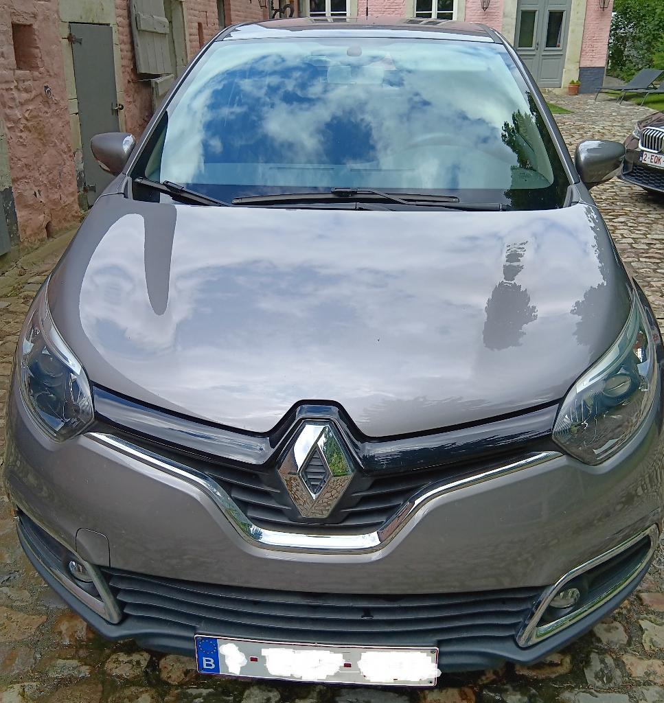 Renault Captur 5 deurs te koop (onderdelen vernieuwd), Auto's, Renault, Voorwielaandrijving, Stof, Particulier, Zilver of Grijs