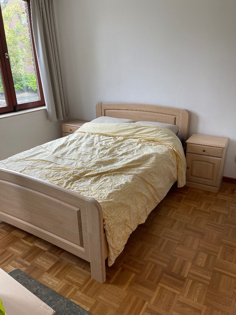 Lit avec tables de chevet assorties, Queen size, 210 cm, Enlèvement, Bois