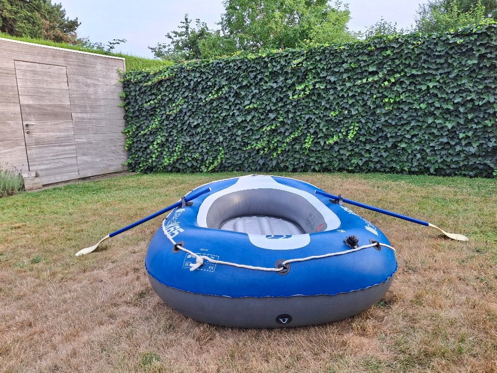 Opblaasbare boot voor 2 personen, Watersport en Boten, Ophalen, Kunststof, Gebruikt, Met roeispanen of peddels
