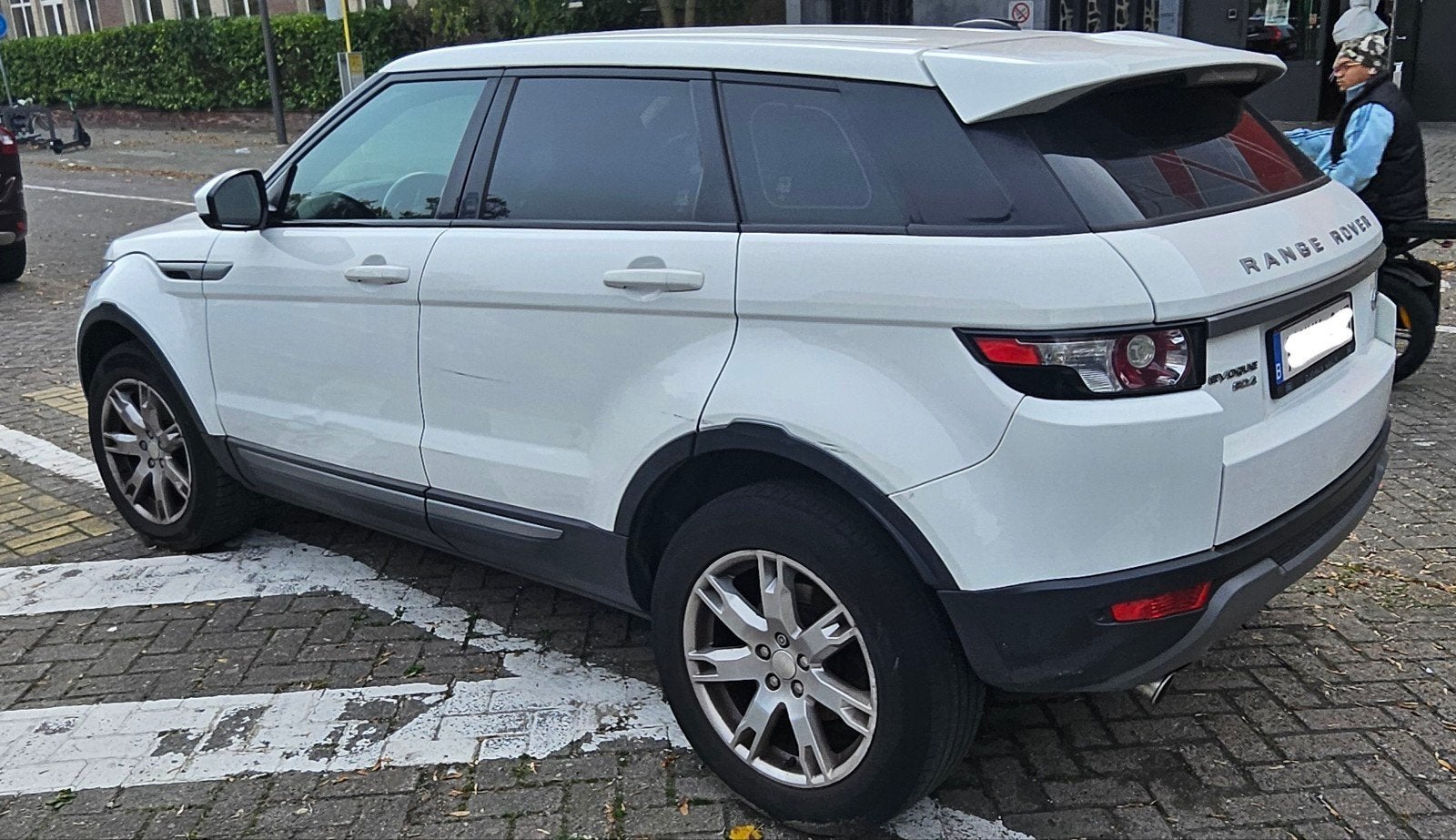 Land Rover Evoque van 2015 met 233000 km, Auto's, Voorwielaandrijving, Euro 5, 4 cilinders, 5 deurs
