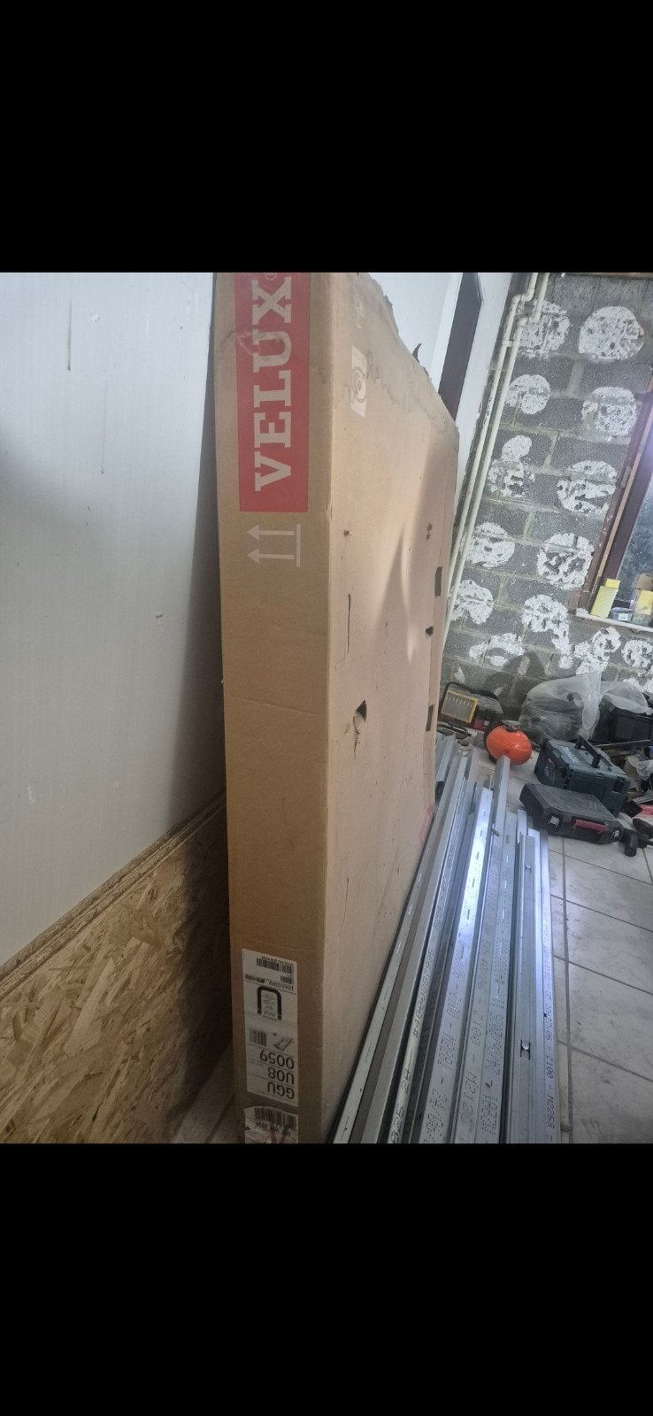 Velux + Elektronische Rolluik Nieuw, Doe-het-zelf en Bouw, Ophalen, 120 tot 160 cm, Nieuw, Dubbelglas