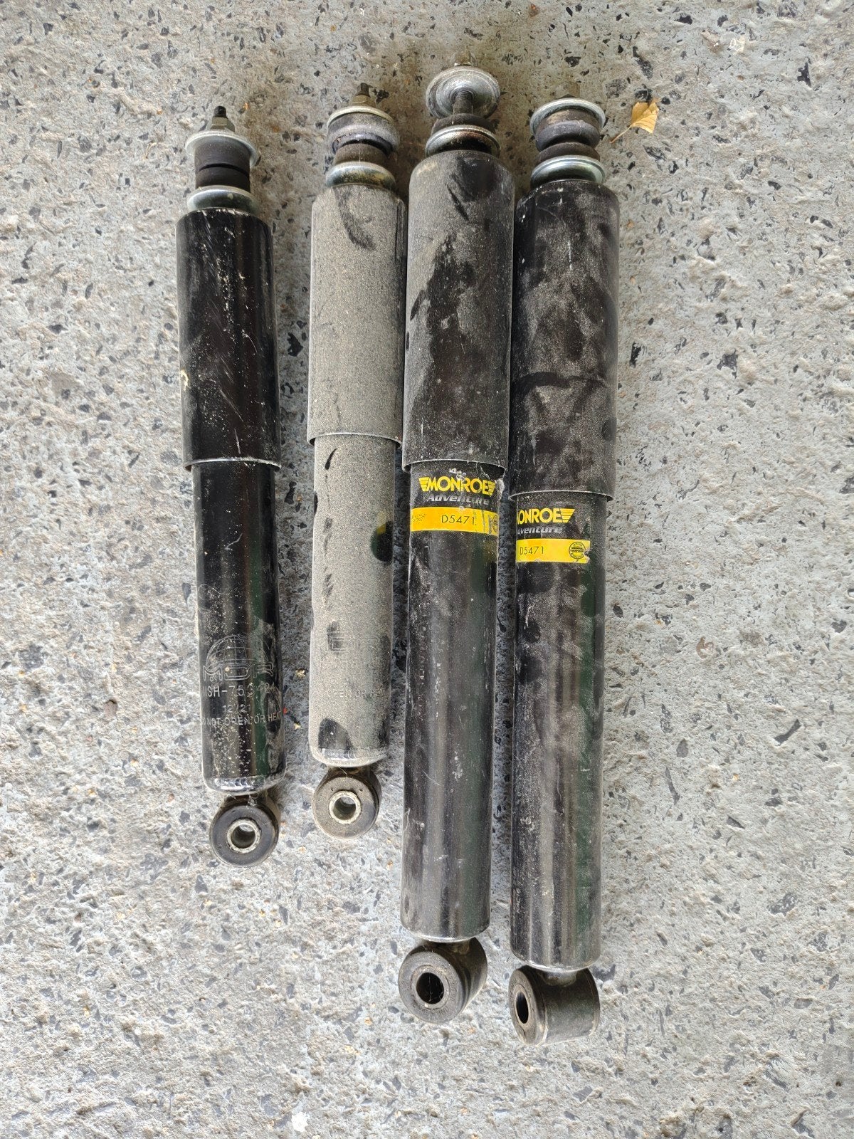 schokdempers Mitsubishi Pajero MK1/mk2, Ophalen of Verzenden, Mitsubishi