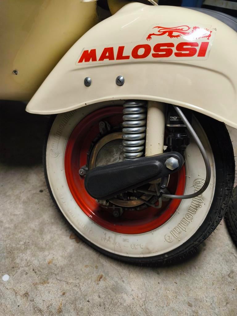 Jantes tubeless Vespa avec pneus, Enlèvement