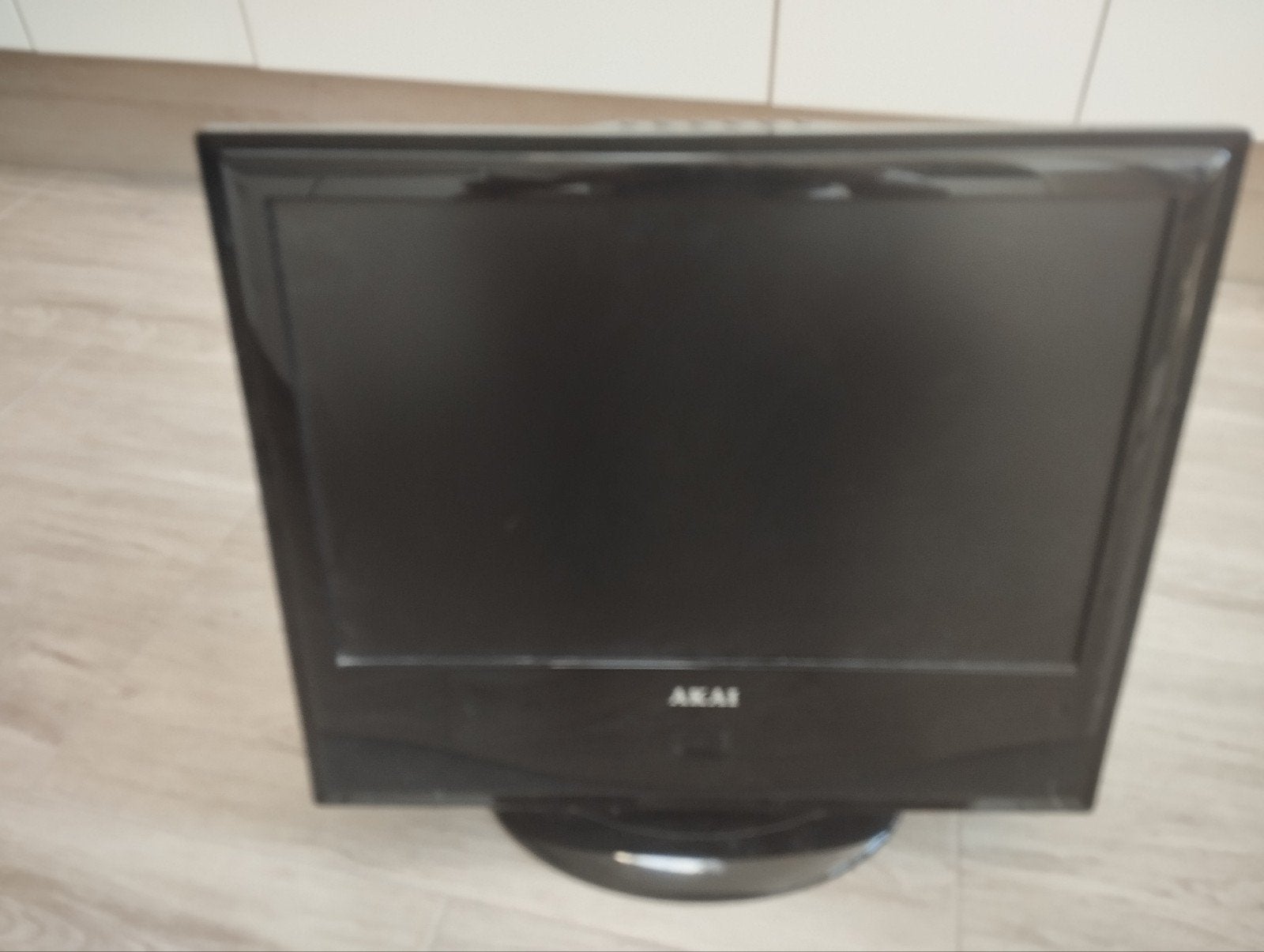 Akai LCD tv met ingebouwde dvd speler, Audio, Tv en Foto, Televisies, Ophalen, LCD