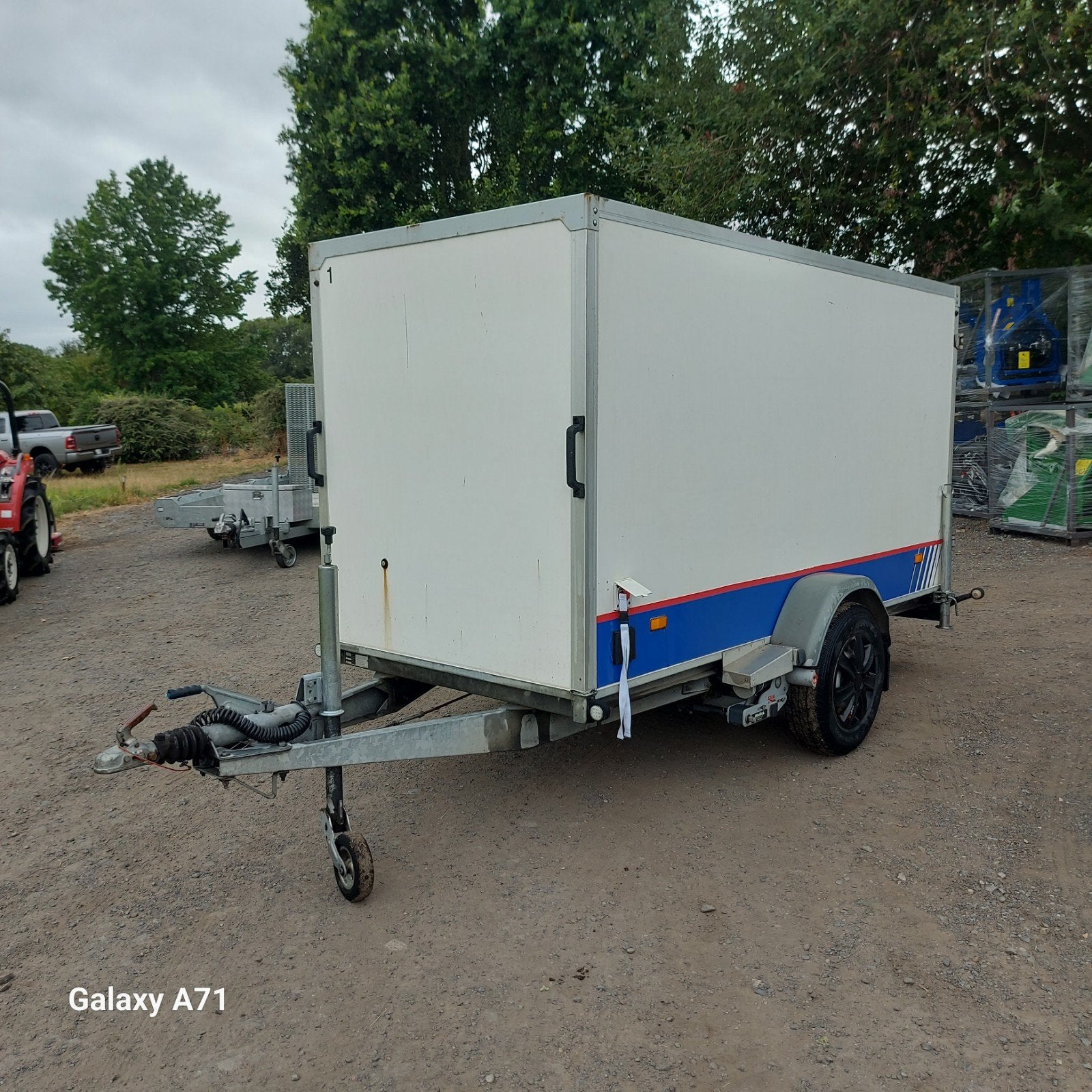 gesloten aanhangwagen hapert geremd 750kg Rijbewijs b!, Ophalen