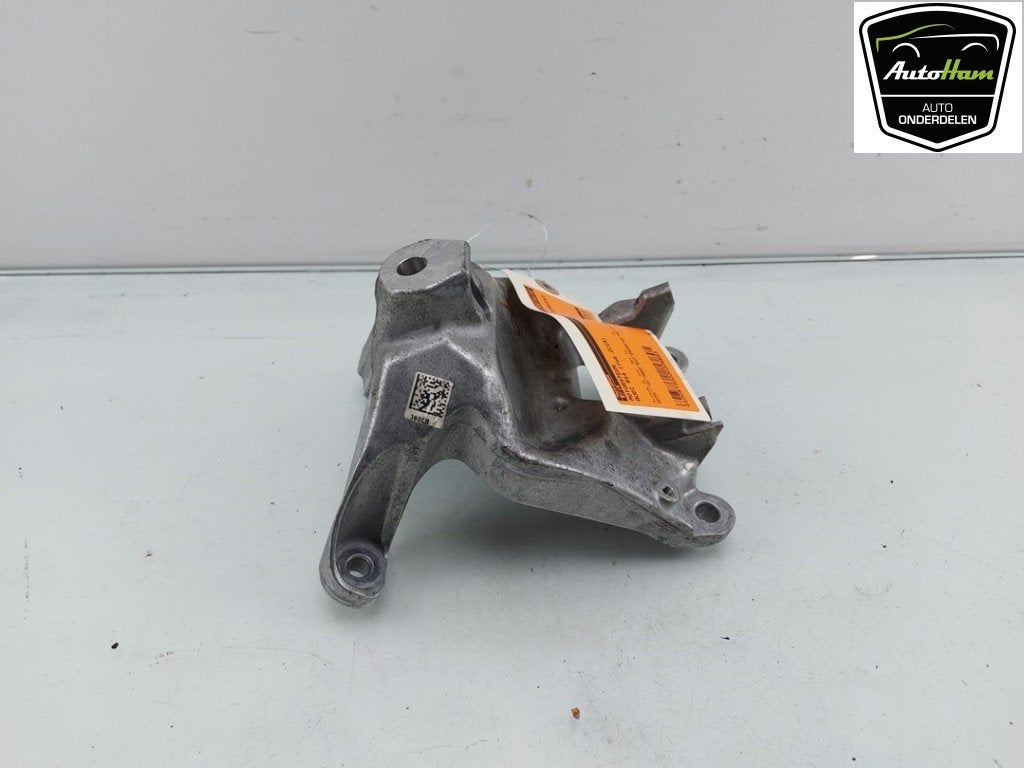 MONTAGE MOTEUR RS 4 Avant (B9) (|4M0199308CB|4M0199308CF|), Utilisé, Audi