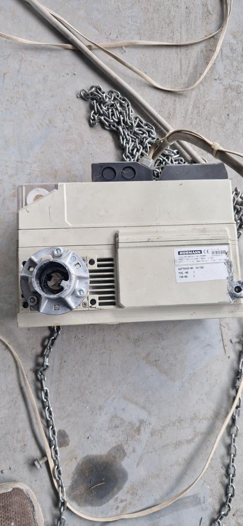 Poort motor Hormann, Ophalen