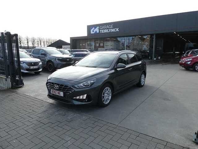 Hyundai i30 Break 1.0 i benzine 120pk Automaat Business, Automaat, 87 kW, https://public.car-pass.be/vhr/f34b1588-3c61-4689-b29e-c4f002af0fb5