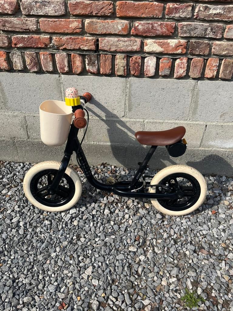 Loopfiets, Kinderen en Baby's, Speelgoed | Buiten | Voertuigen en Loopfietsen, Ophalen, Zo goed als nieuw, Loopfiets