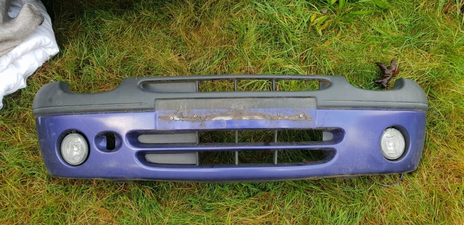 RENAULT TWINGO VOORBUMPER +MISTLAMPEN  bj 98 tot 2006, Autos : Pièces & Accessoires, -, Utilisé, -, Avant