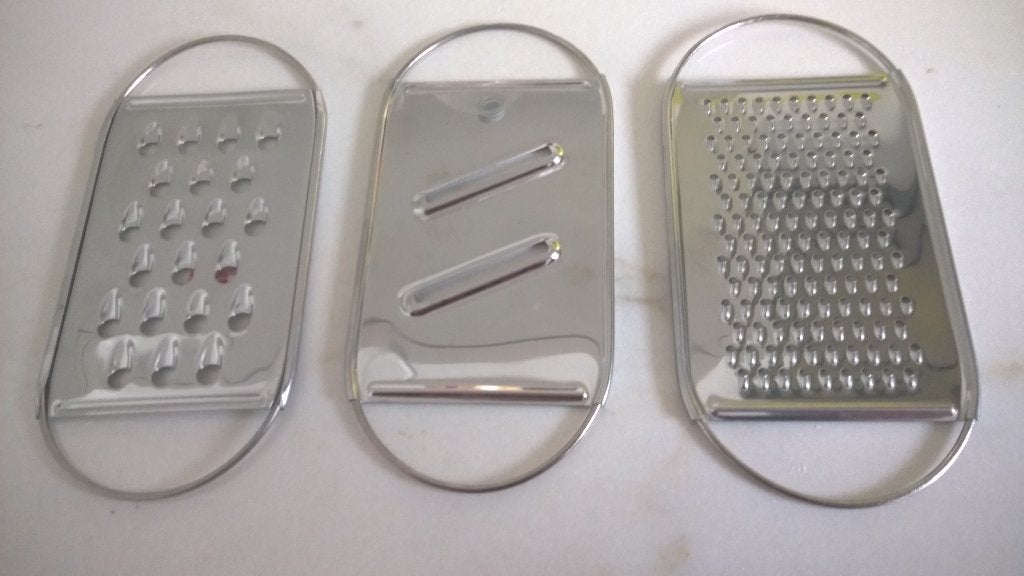 Nieuw  : 3 verschillende raspen, Maison & Meubles, Cuisine | Couverts, Enlèvement ou Envoi, Autres types, Inox ou Chrome, Neuf