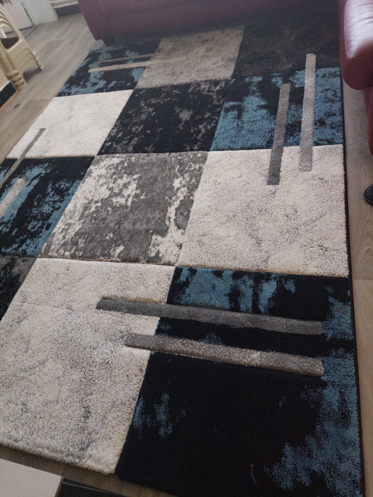 tapis comme neuf, Enlèvement