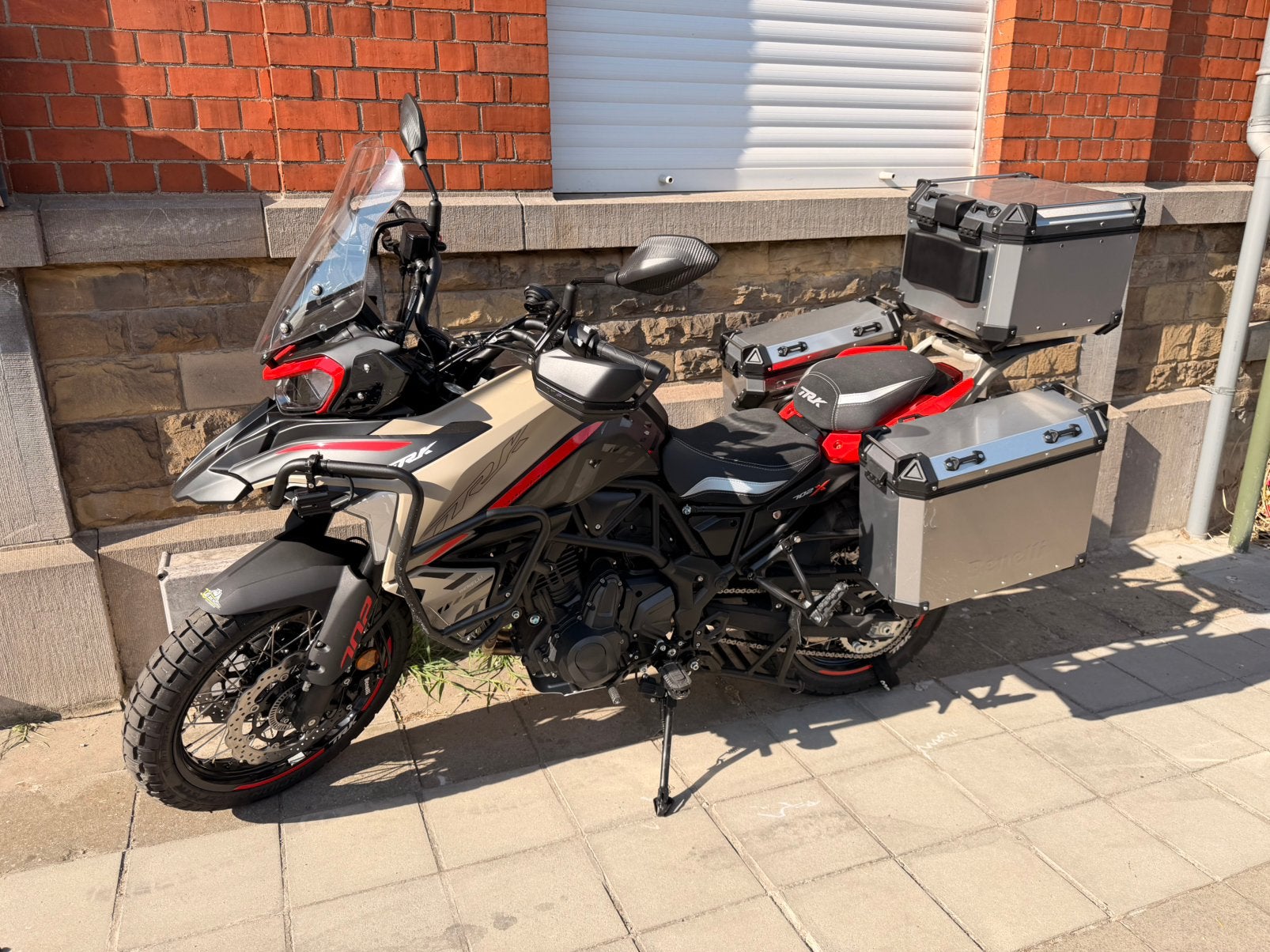 Benelli TRK 702 X, Permis Moto A, 698 cm³, Plus de 35 kW, Selle chauffante