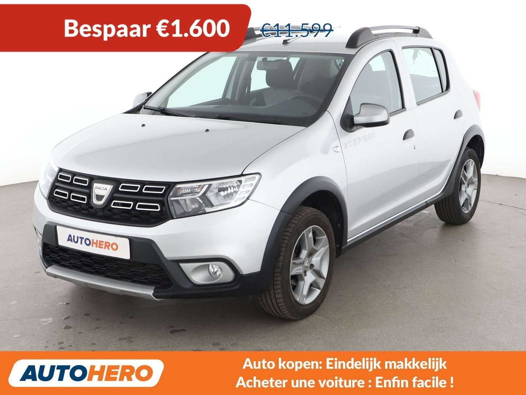 Dacia Sandero 0.9 TCe Stepway Prestige (bj 2018, automaat), Auto's, Dacia, 898 cc, Stof, Gebruikt, Zwart
