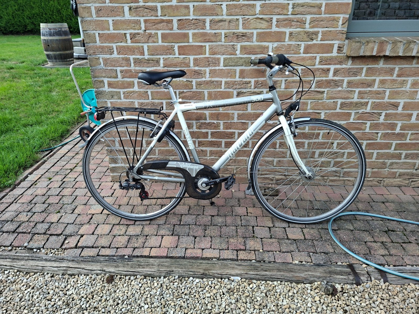 Stadsfiets Harvard, Fietsen en Brommers, 28 inch, Gebruikt, 10 tot 15 versnellingen, Velgrem