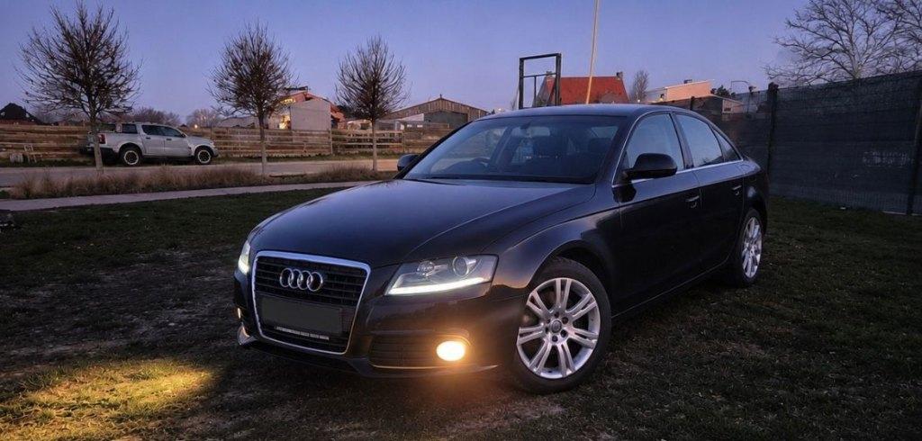 Audi A6 – 2.7 Diesel Automaat Bj 2009 200000km Voor Export, Auto's, 1800 kg, Zwart, 1700 kg, Zwart