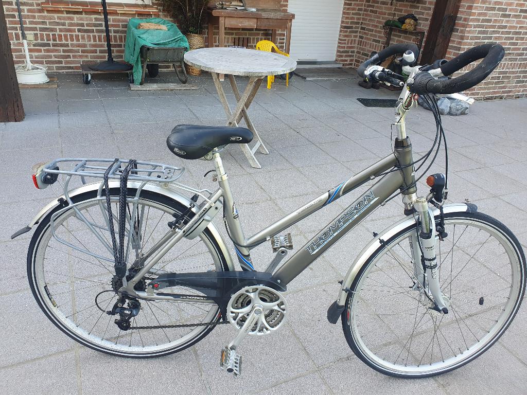 Damensfiets Thompson Toronto alu, Fietsen en Brommers, Velgrem, Versnellingen, Zo goed als nieuw, Ophalen