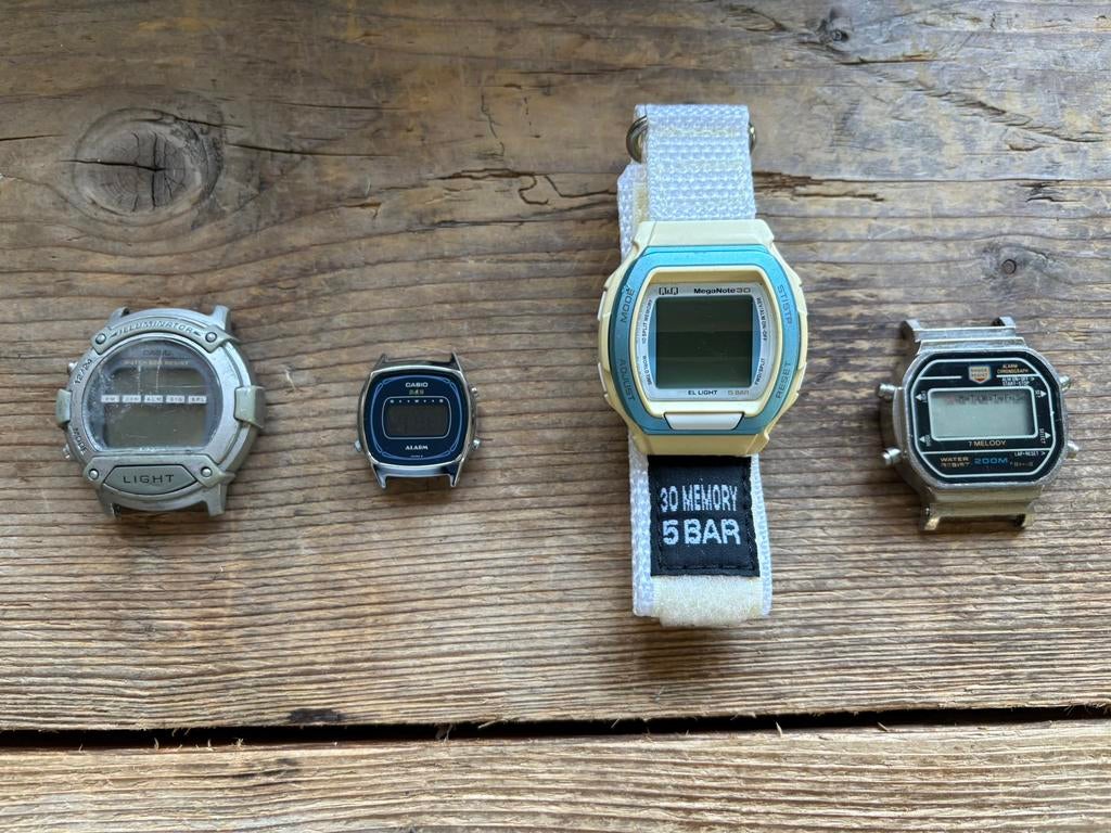 MONTRES VINTAGE DIGITALES LOT POUR PIECES OU REPARER CASIO, Enlèvement ou Envoi, Montre-bracelet, Autres marques