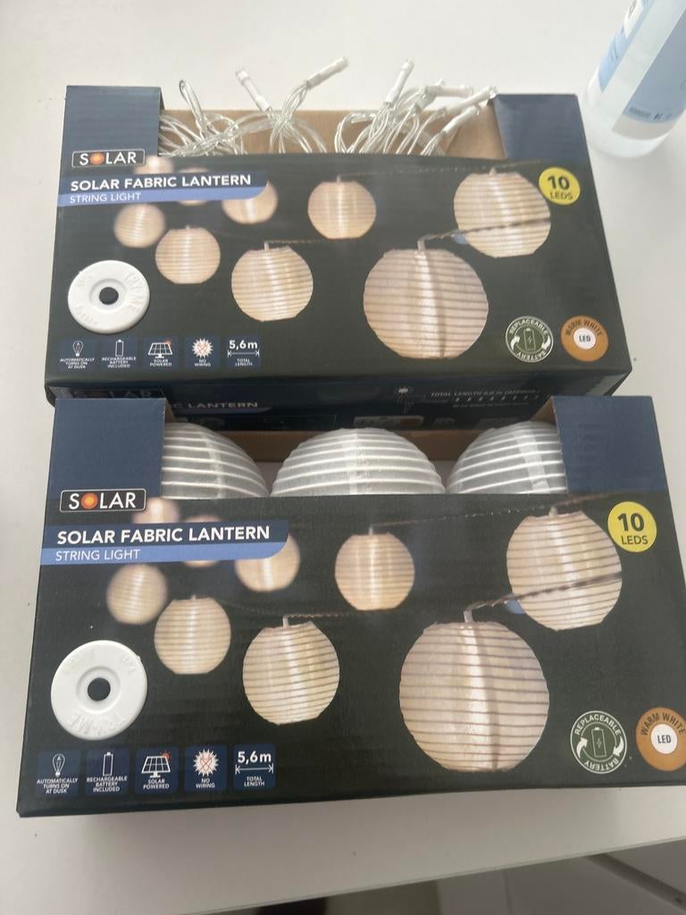 Titre :  2 guirlandes solaires lanternes LED neuves, Enlèvement, Neuf