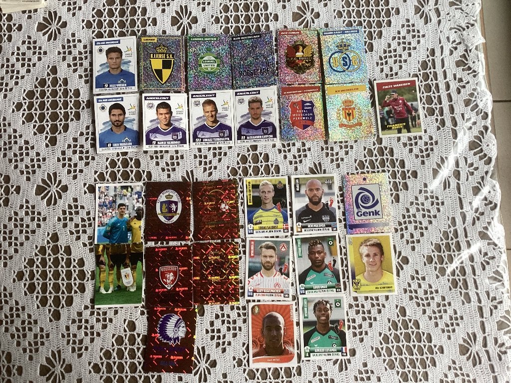 28 stickers Panini allerlei Belgische ploegen voetbal, Enlèvement ou Envoi, Utilisé