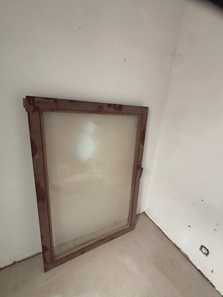 Gratis twee houten Ramen, Ophalen, Gebruikt, Gevelraam of Ruit, Dubbelglas
