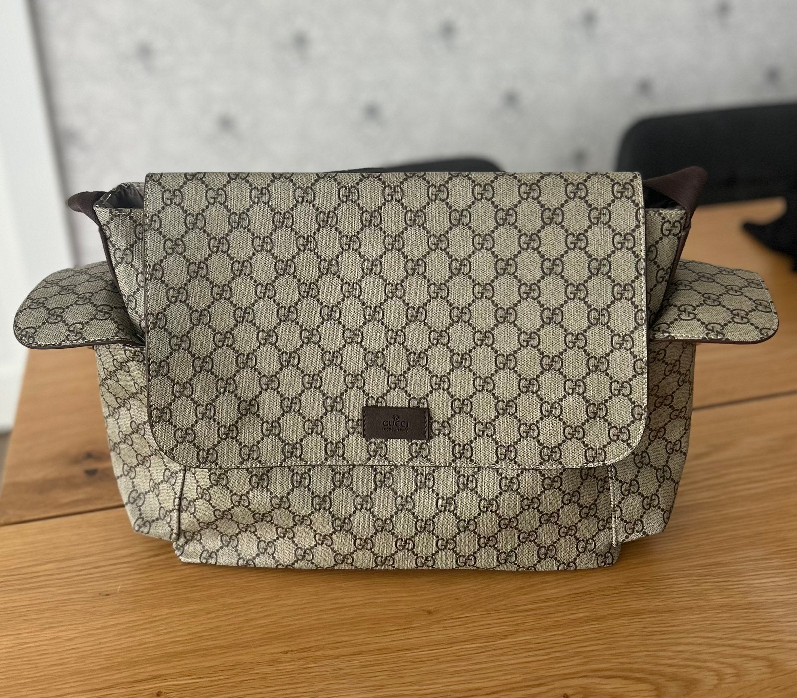 Gucci luiertas, Bruin, Schoudertas functie, Gucci, Nieuw