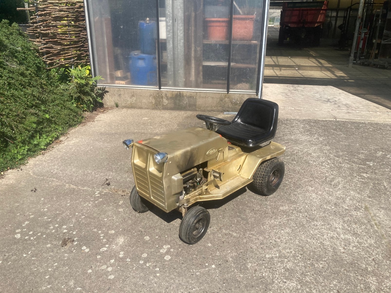 Tracteur de jardin ou tracteur de pelouse, Enlèvement, Comme neuf