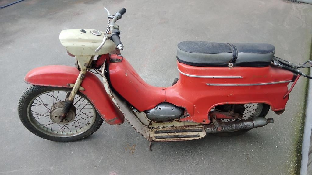 Lot Simson en JAwa bromfietsen, Fietsen en Brommers, Brommers | Oldtimers, Ophalen, Simson, ., ..