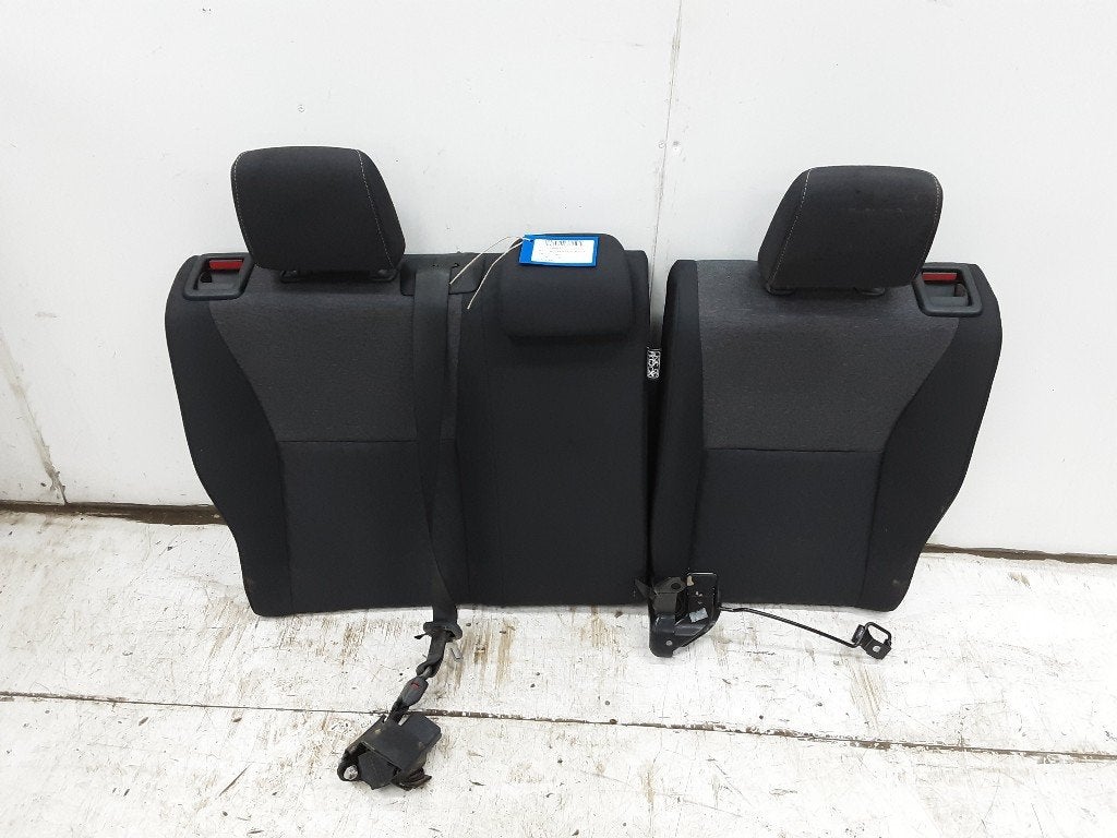 ACHTERBANK Toyota Yaris IV (P21 / PA1 / PH1) (01-2020/-), Auto-onderdelen, Gebruikt, Mevr. I. Hauben, Toyota, Rue de l'Espoir 34 34
4030  GRIVEGNÉE, BE