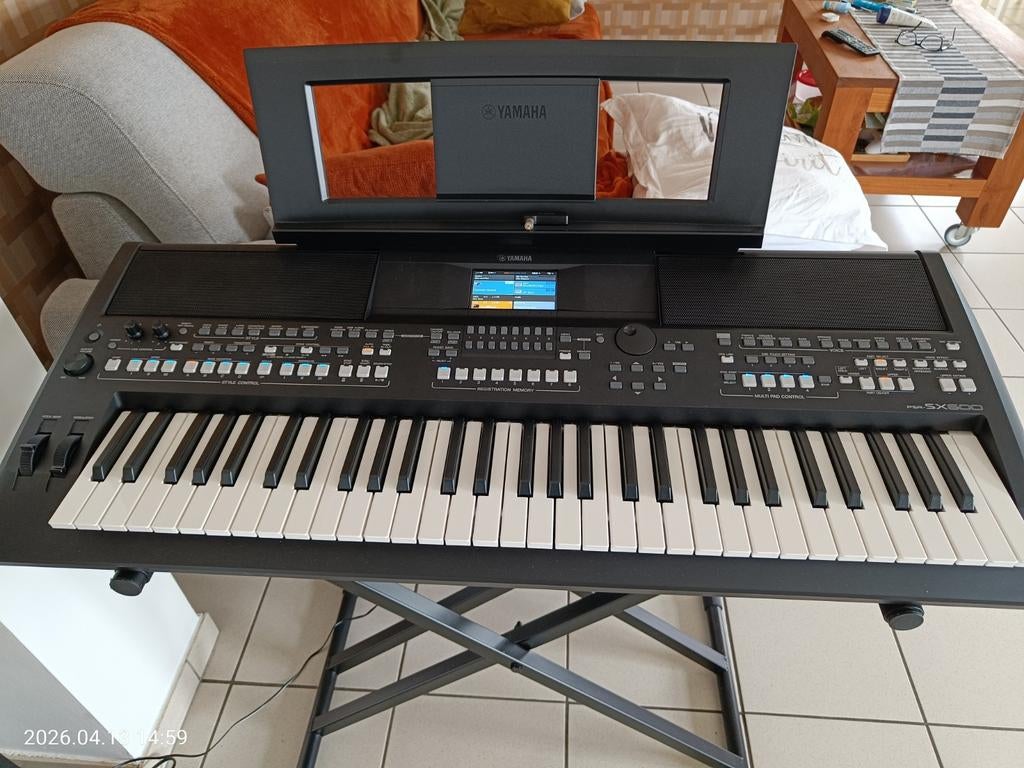 Yamaha PSR Sx 600 + originele subwoofer en gratis tablet, Musique & Instruments, Claviers, Yamaha, Enlèvement