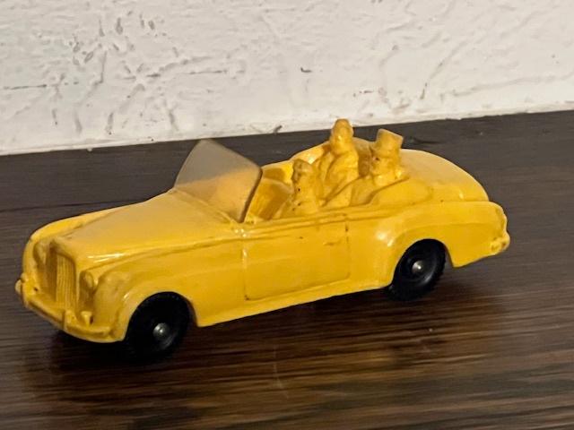 Tomte Laerdal Gele Bentley, Ophalen