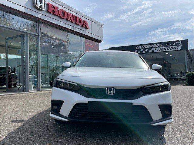 Honda Civic Advance, Auto's, 0 min, Zwart, 0 kg, Wit