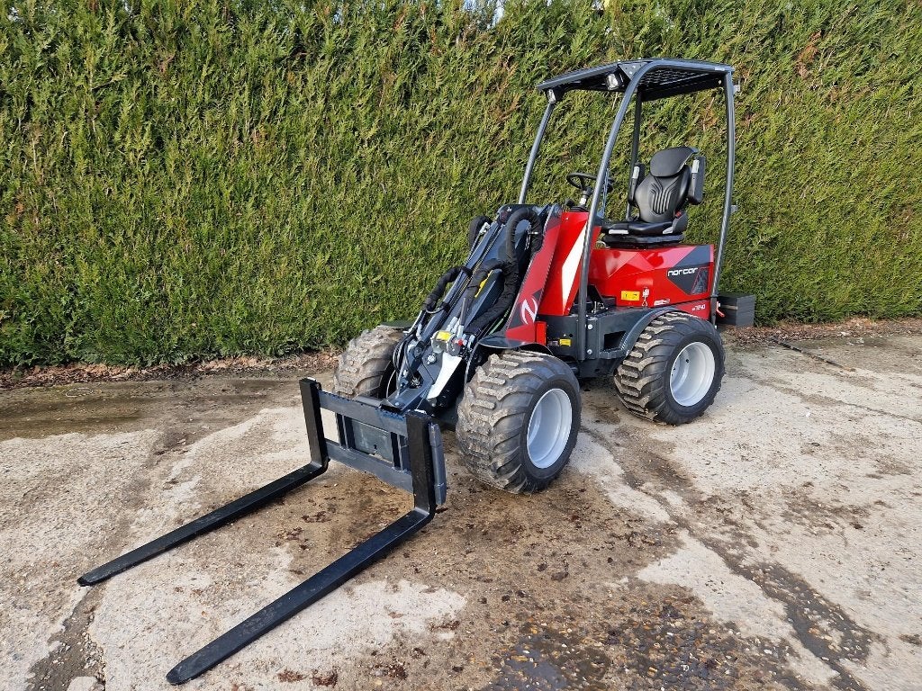 Norcar a7240 power edition 1850kg hefvermogen, Ophalen, Wiellader of Shovel