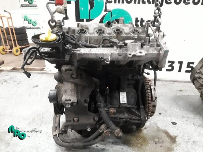 Moteur d'un Renault Clio (Clio 3 06-), Autos : Pièces & Accessoires, Renault, -, 3 mois de garantie, Utilisé
