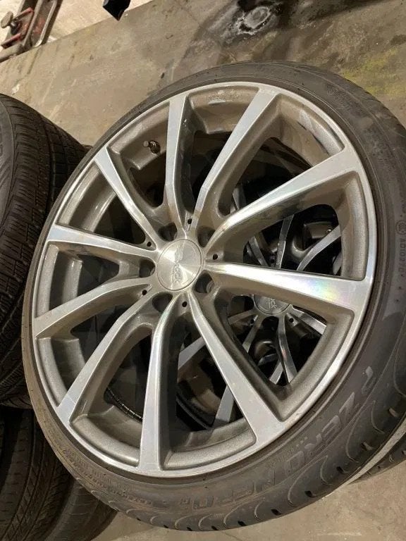 Pirelli *Brock velgen met Pirelli banden *235/35 ZR19, Gebruikt, Personenwagen