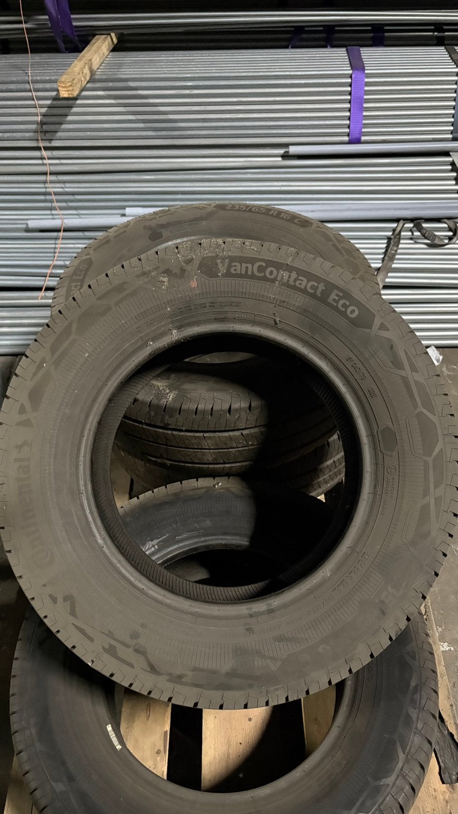 Banden 6x Continental VanContact Eco 235/65 R16C 115/113R, Auto-onderdelen, Banden en Velgen, Ophalen, Zomerbanden, Band(en)