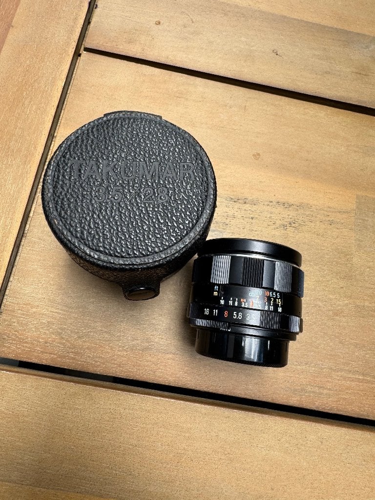 Super-Takumar 28mm f3,5, Audio, Tv en Foto, Foto | Lenzen en Objectieven, M42, Zo goed als nieuw, 28 mm, Beschermhoes/tas
