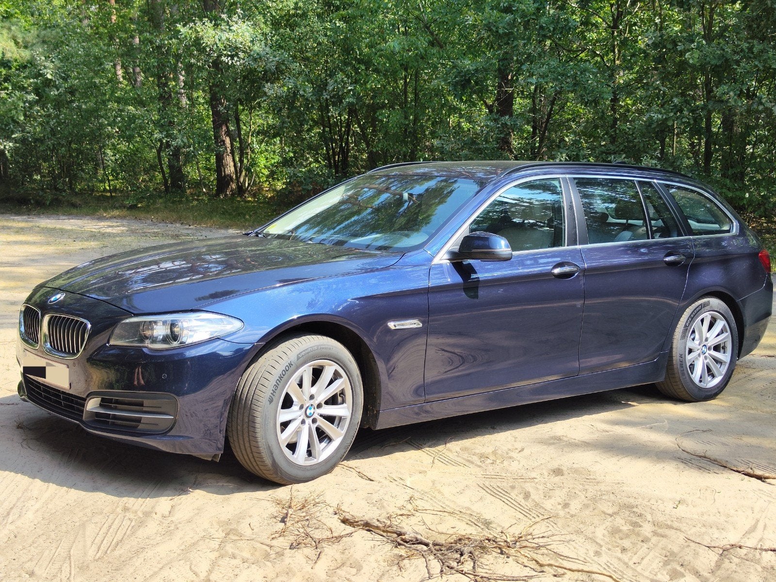 BMW 518d Touring Luxury Line, Cuir, Boîte manuelle, 5 portes, Particulier