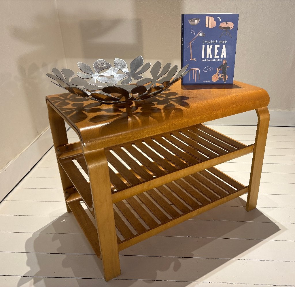 IKEA Kantra Sidetable + Fruitschaal + Boek, Ophalen, 50 tot 100 cm, Scandinavisch, Zo goed als nieuw
