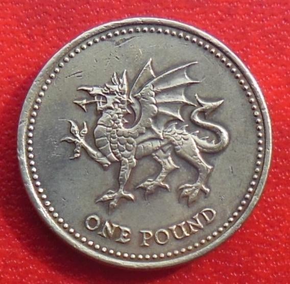 GB 2000 On Pound "Dragon", Postzegels en Munten, Verzenden, Overige landen, Losse munt