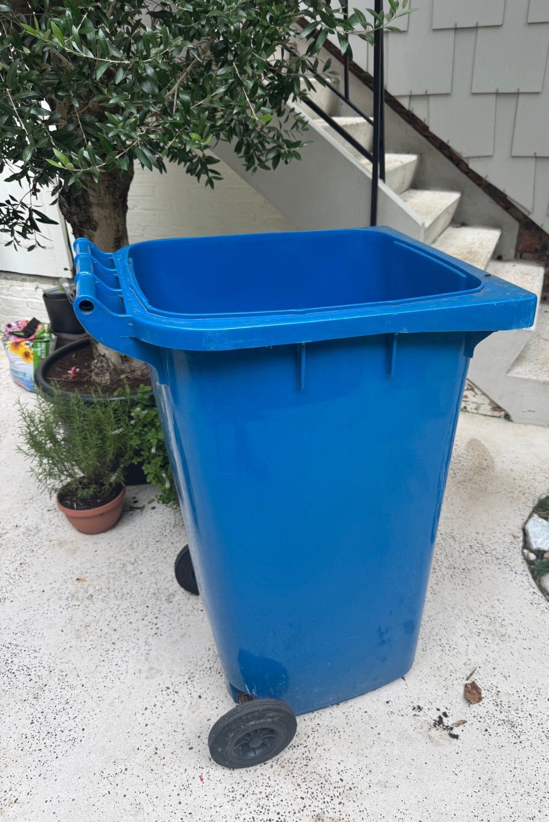 Container 240 l kliko, Huis en Inrichting, Woonaccessoires | Prullenbakken, Ophalen