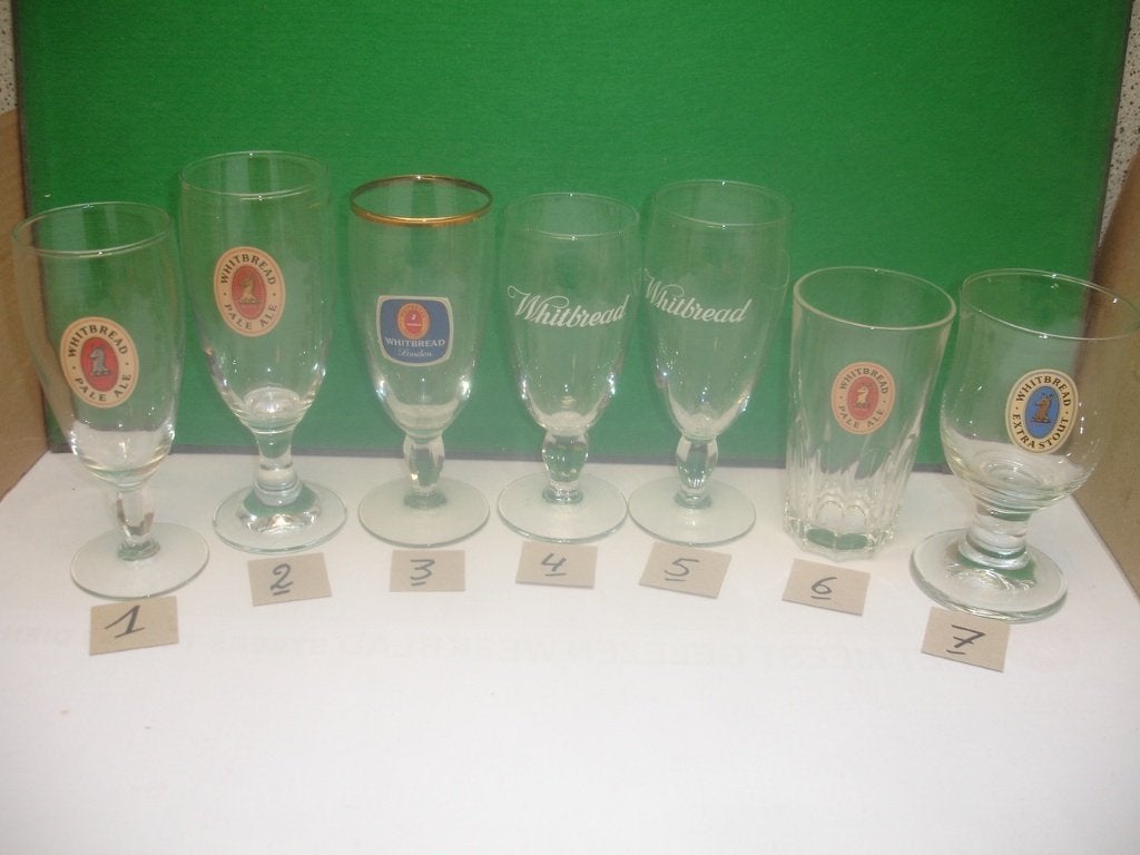 47 bierglazen van Whitbread, 7 soorten voor € 10,00, Enlèvement ou Envoi, Comme neuf, Verre ou Verres, Autres marques