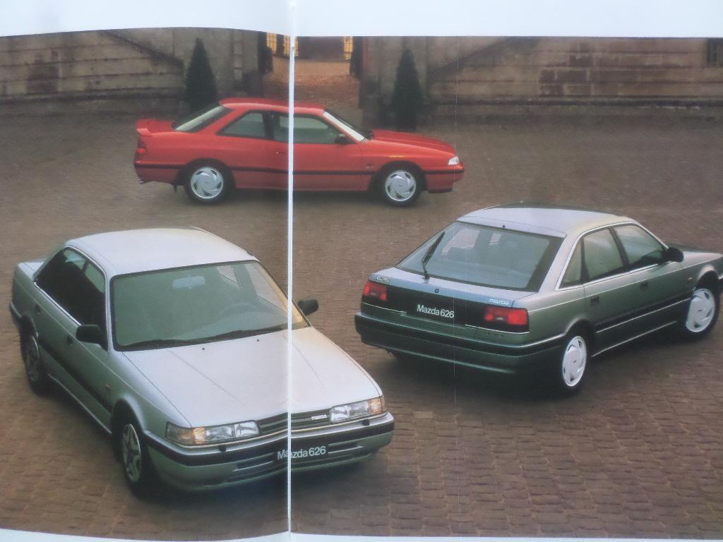 Mazda 626 & 4WS 1987 Brochure, Livres, Autos | Brochures & Magazines, Enlèvement ou Envoi, Mazda
