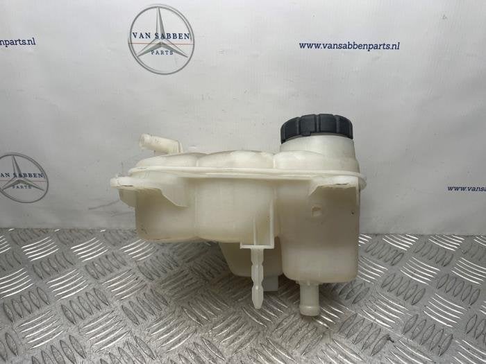 Réservoir d'expansion d'un Mercedes Vito, -, 3 mois de garantie, Utilisé, -